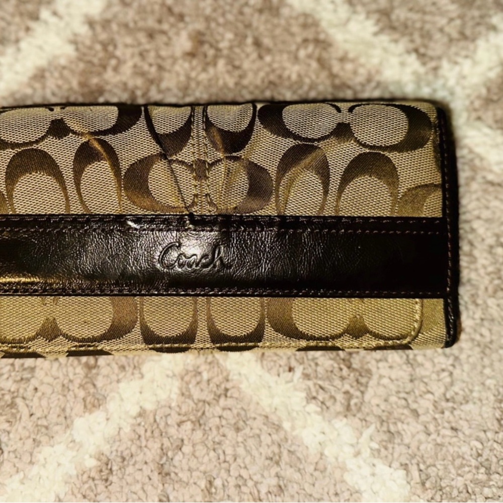 Coach Tan and Brown Signature Card Holder
